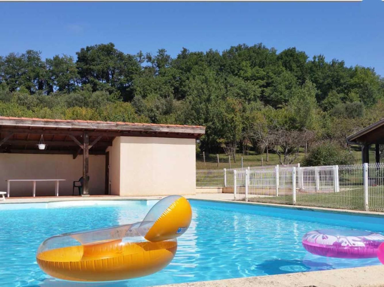 Seuls En Pleine Nature - Gite La Cote Blanche Puygaillard-de-Quercy Esterno foto